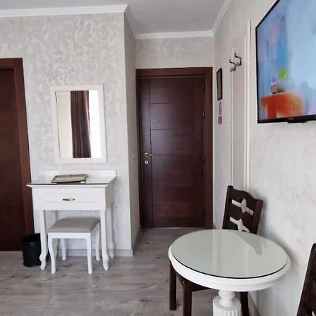 Pensiune Elegante *