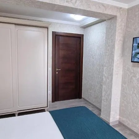 Elegante بيت ضيافة